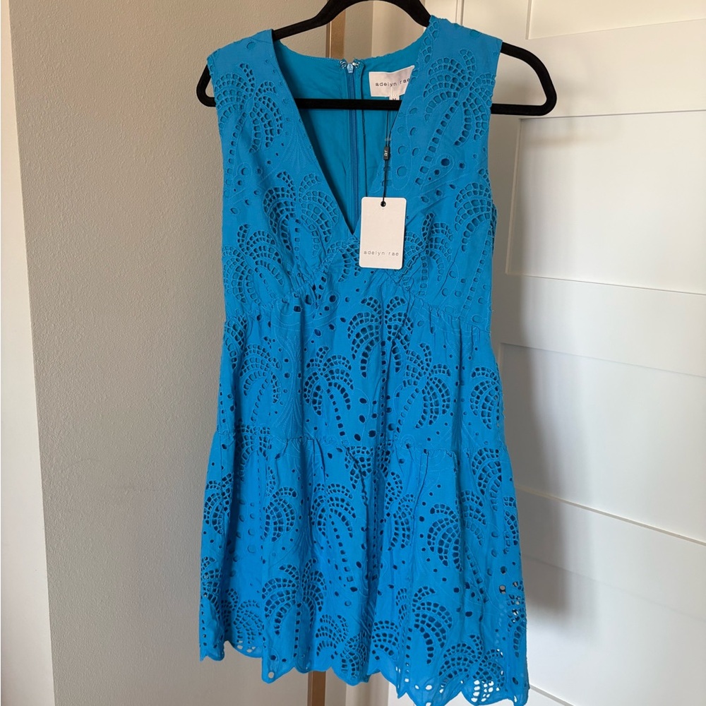 Adelyn Rae Eyelet Dress. NWT. Size M